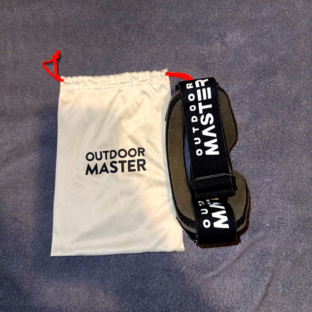 OutdoorMaster OTG Ski Goggles